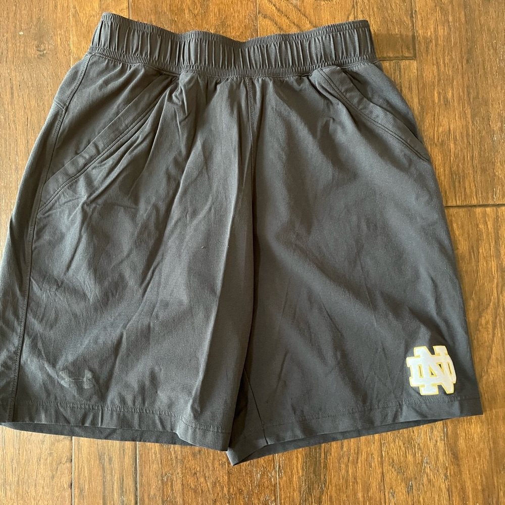 Under Armour Notre Dame Shorts Size Medium